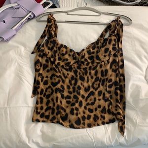 Leopard top